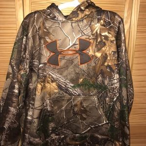 Boys Under Armour Cold Gear Sweatshirt